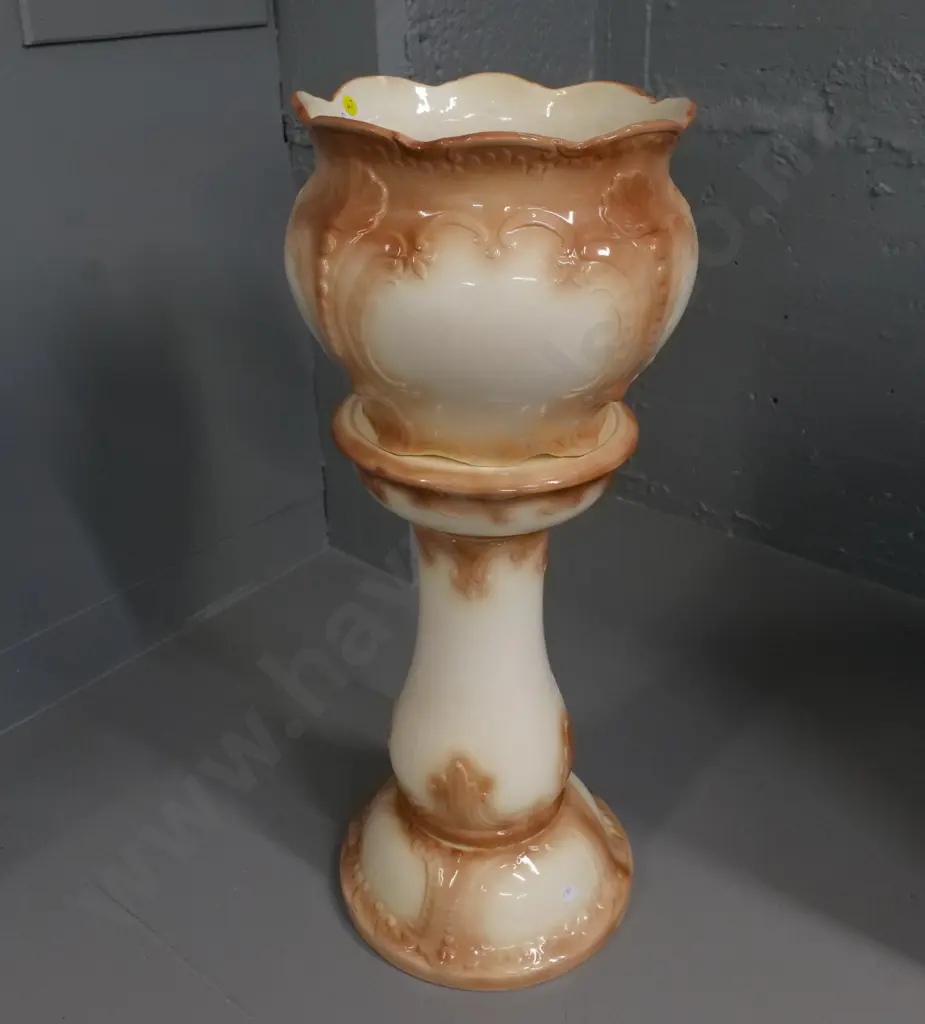 reproduction Victorian style china jardiniere and stand - combined height 670 Image 1++