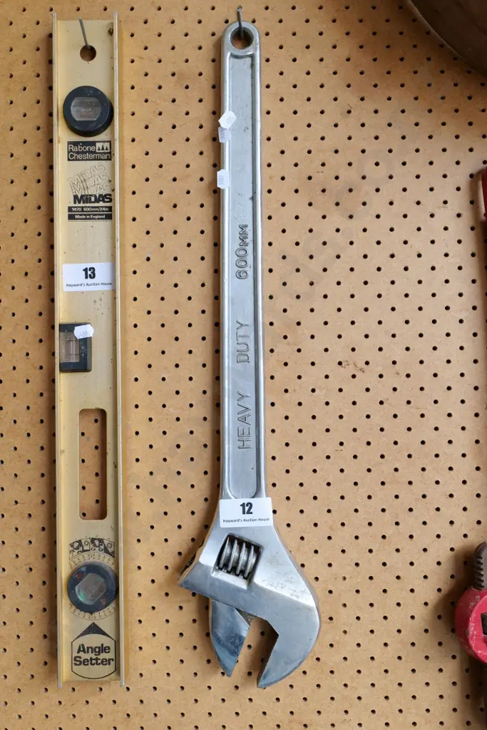 heavy duty 600mm adjustable crescent Image 1++