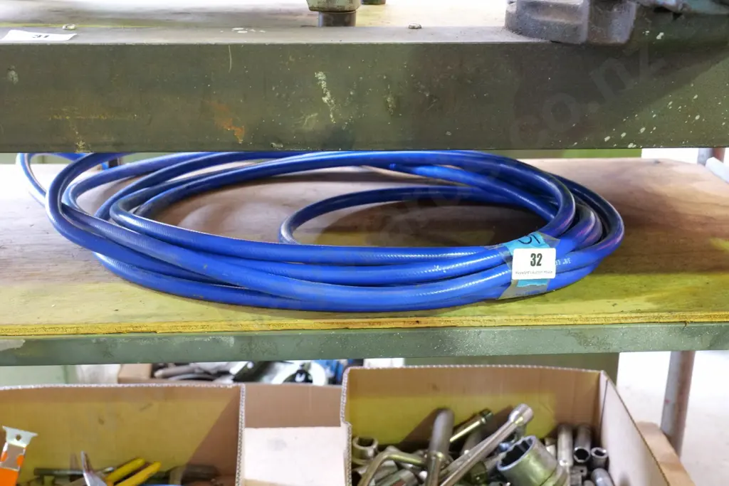 air hose Image 1++