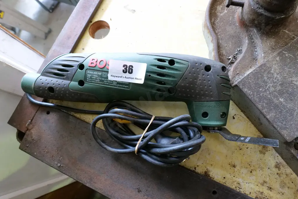 Bosch corded multi-tool Image 1++