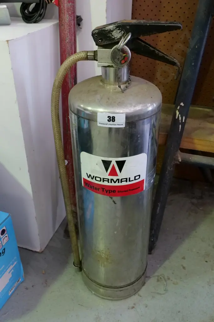 fire extinguisher  ( As-Is, No Returns) Image 1++