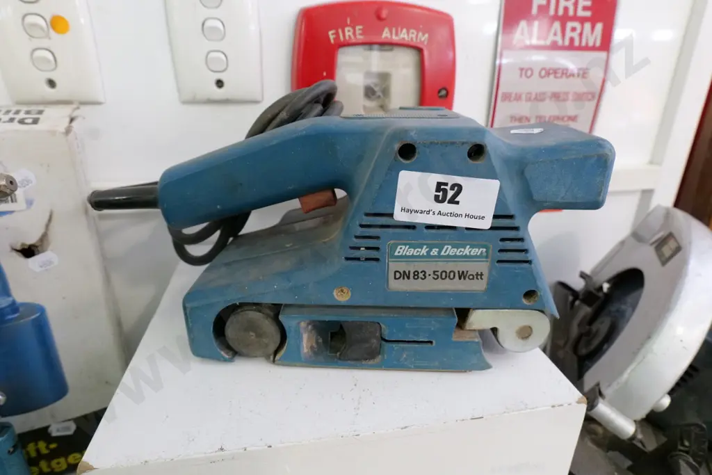 Black and Decker belt sander Image 1++