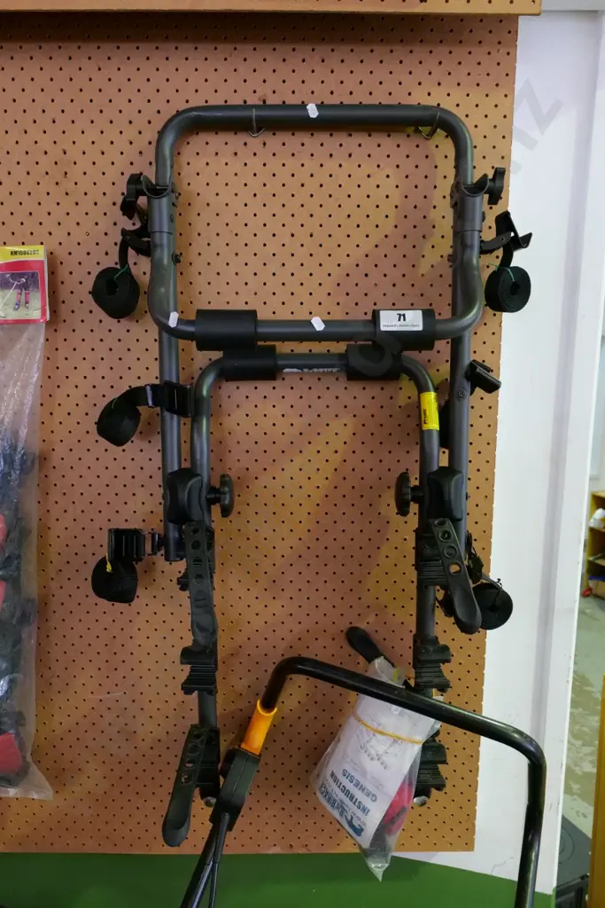 3 bike- hatchback bike rack Image 1++