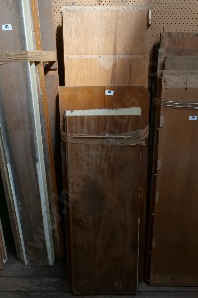 various lengths of timber - oak, kauri wide Longest L-1800 Image 1++