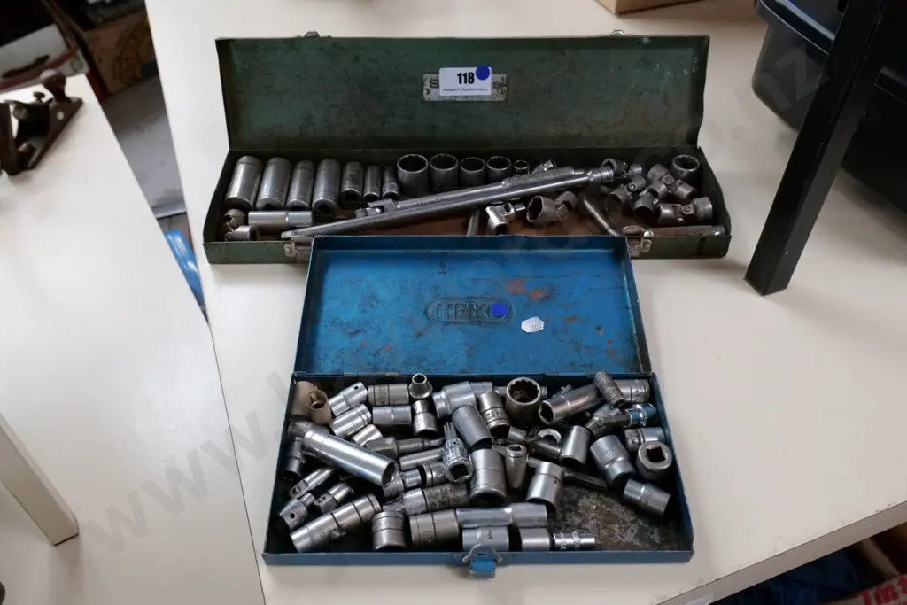 2 cased socket sets - blue dots Image 1++