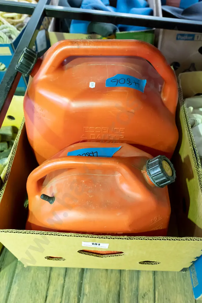 2 plastic petrol containers Image 1++