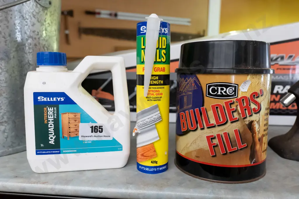 glues, builder's bog Image 1++
