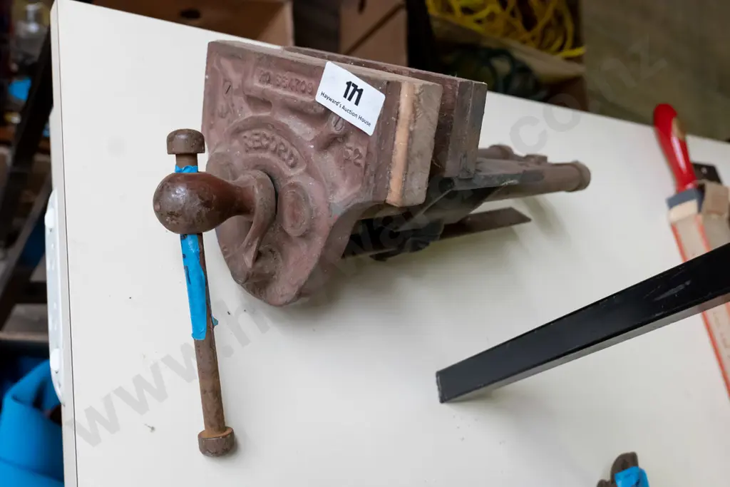 Record No. 52 quick release carpenter's vice Image 1++