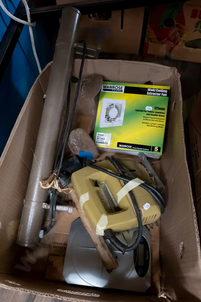 box; jigsaw, extractor fan, scales etc Image 1++
