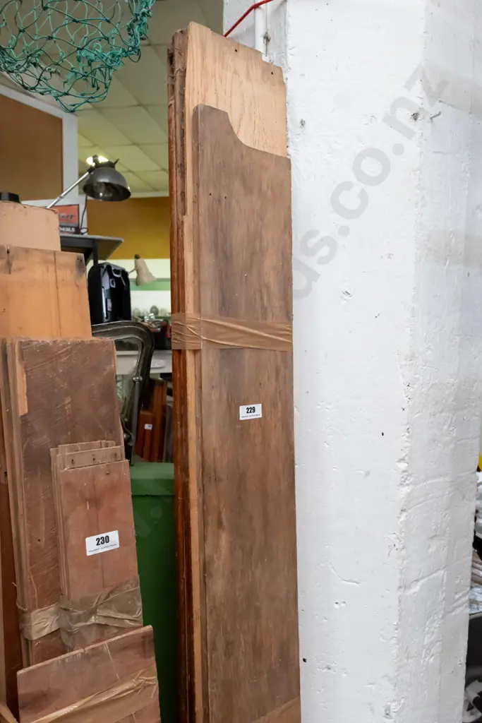 various lengths of timber - oak Longest L-2000 Image 1++