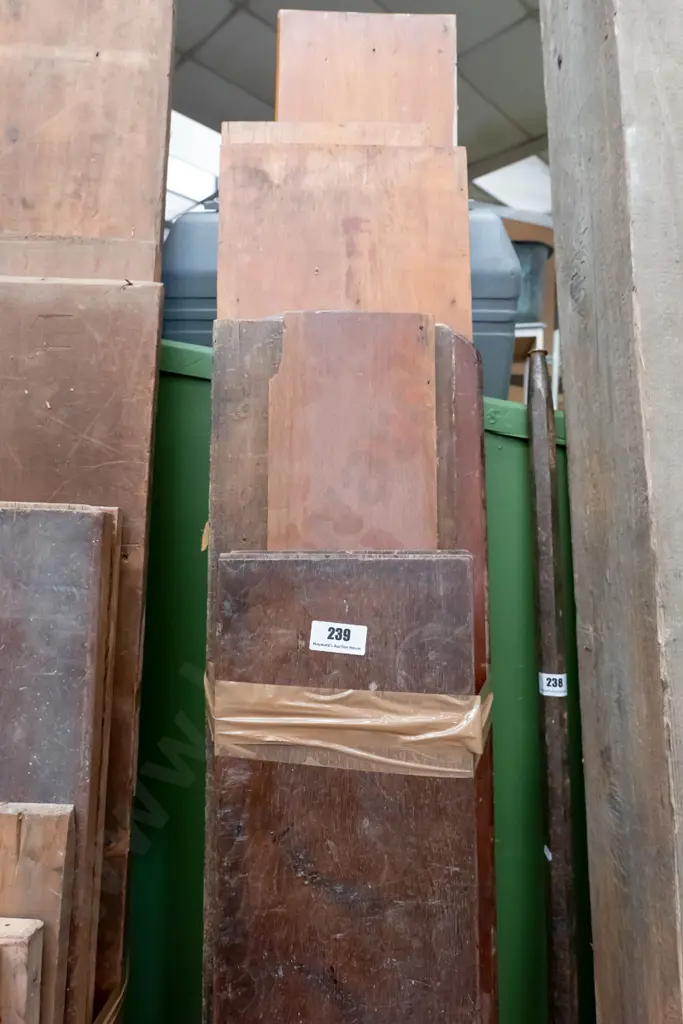 various lengths of timber - mahogany and others Longset L-2180 Image 1++