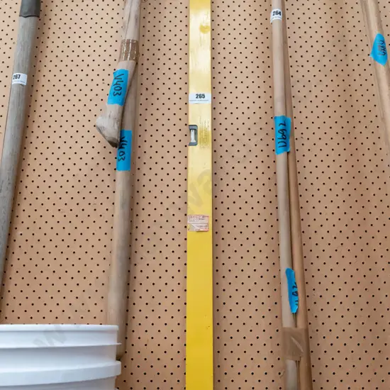 builder's level