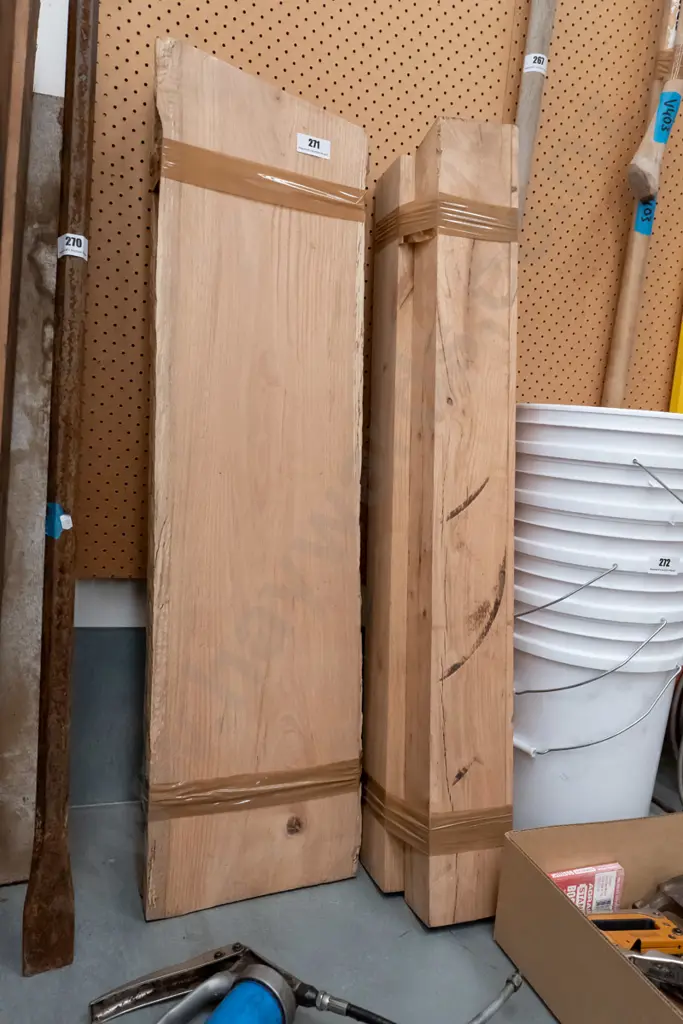 2 bundles of oak - oak planks and posts Longest L-1050 Image 1++