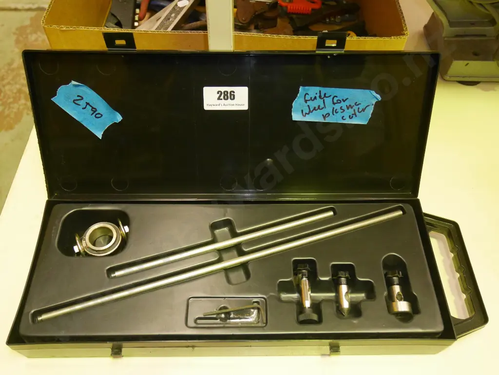 guide wheel for a plasma cutter Image 1++