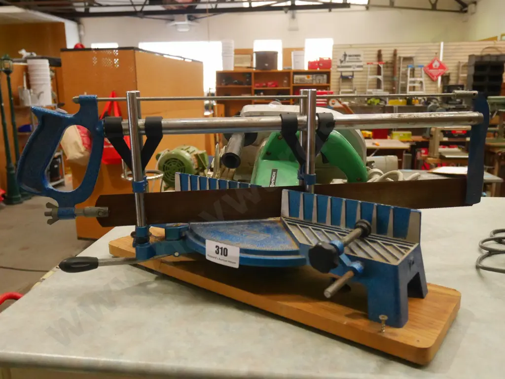 mitre stand and saw Image 1++