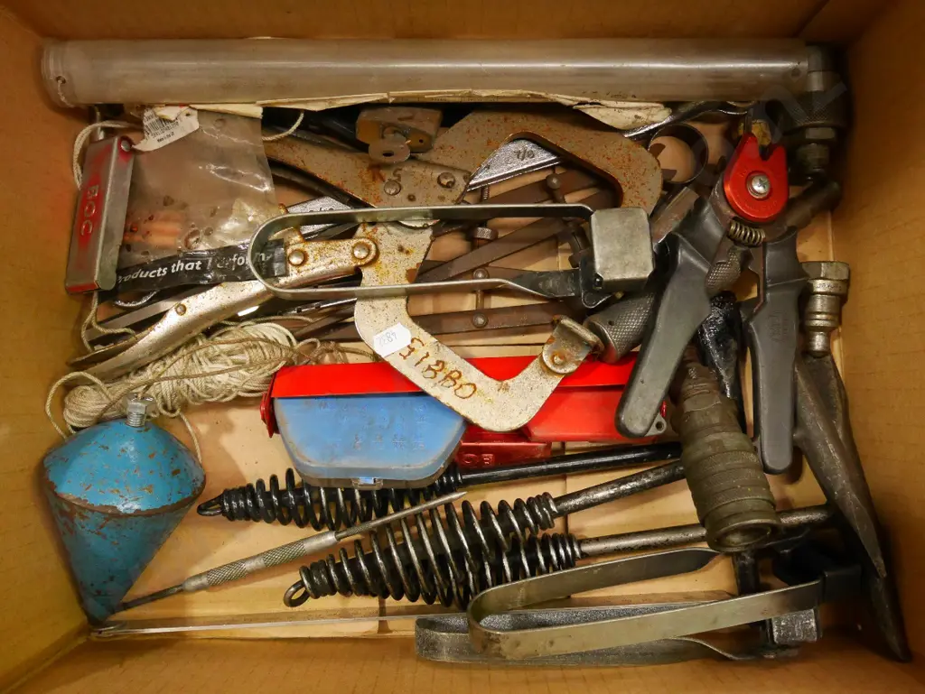 box; welders clamps, plumb bob, calipers etc Image 1++
