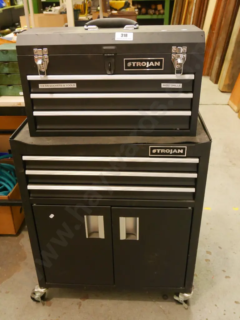 Trojan twin tool chest on casters Image 1++