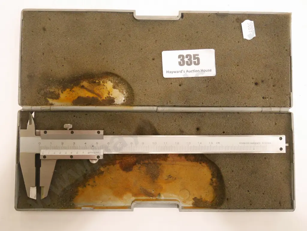 cased micrometer Image 1++