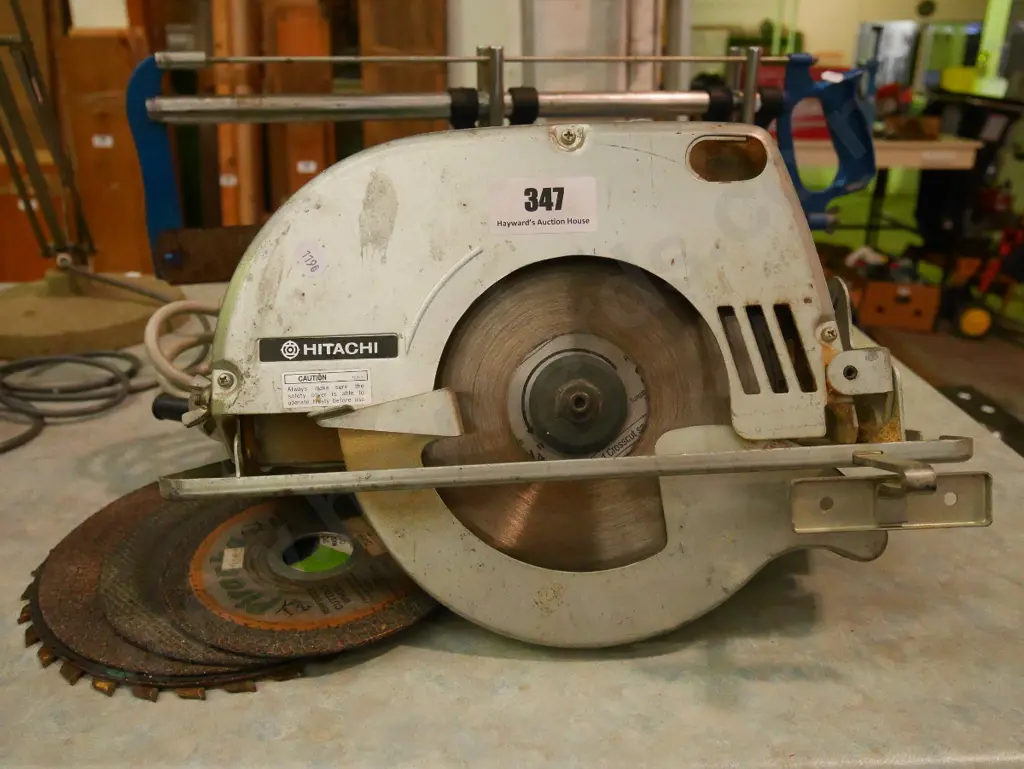 Hitachi skilsaw Image 1++