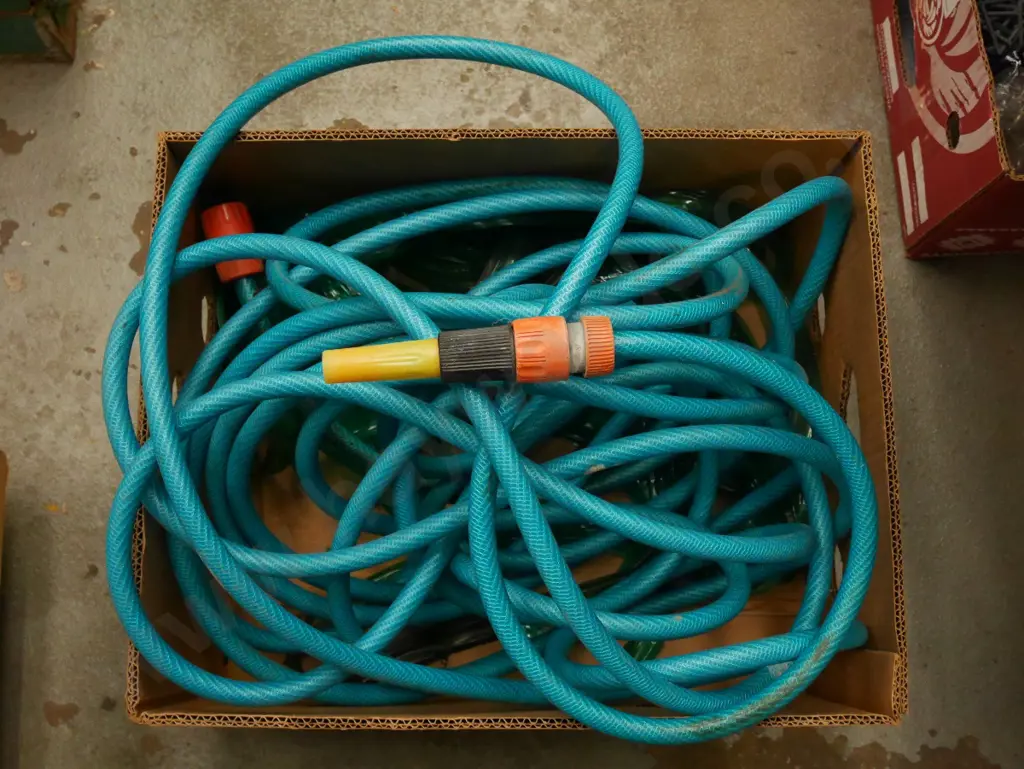 garden hose, soaker hose Image 1++
