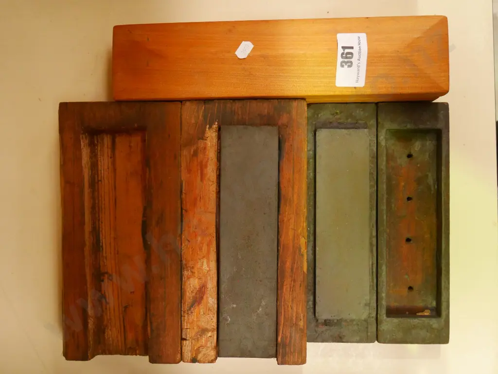 3x sharpening stones Image 1++