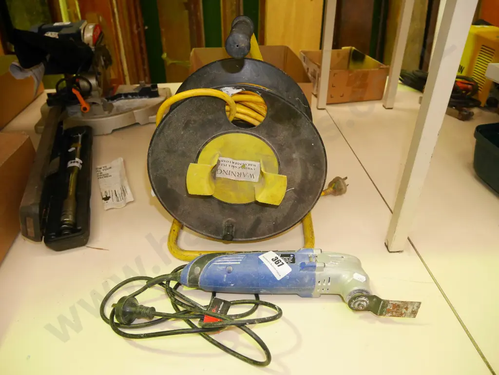 extension cord and reel, multi tool Image 1++