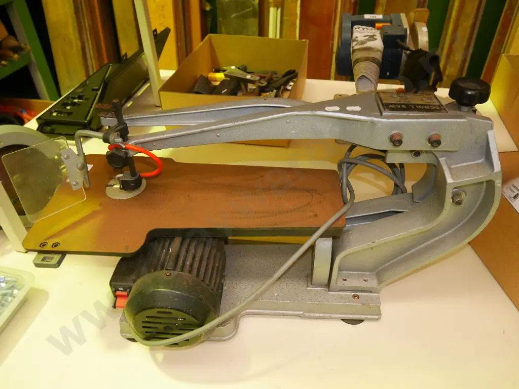 scroll saw Image 1++