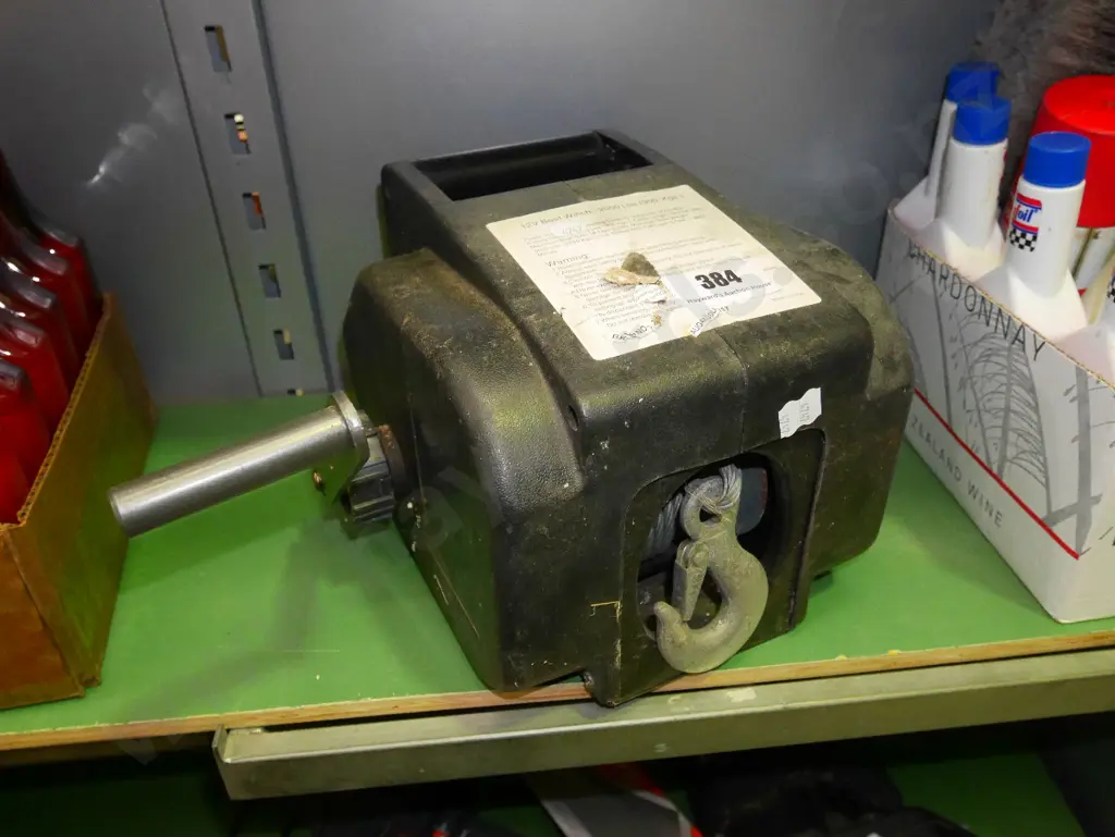12V boat winch Image 1++