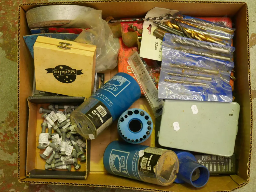 box; nuts, bolts, drill bits etc Image 1++