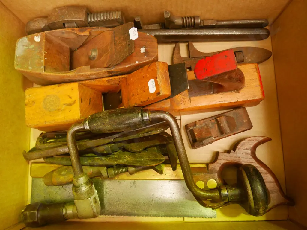 box; plumbers wrench, stilsons, mitre saw etc Image 1++