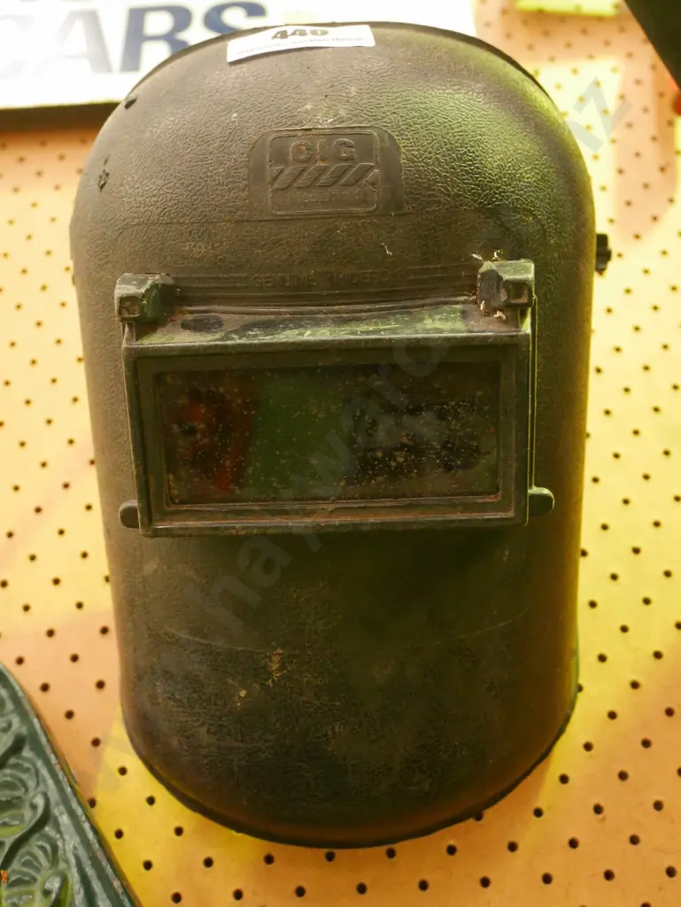 welder's mask Image 1++