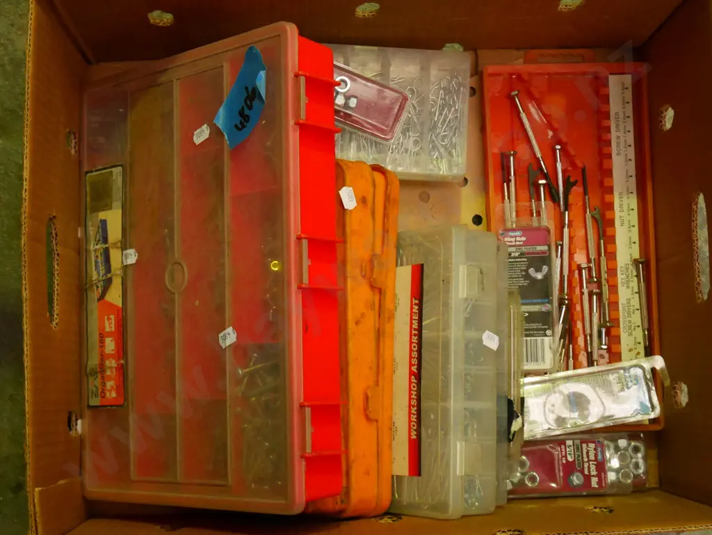 box of accessories; R clips, nuts, bolts etc Image 1++