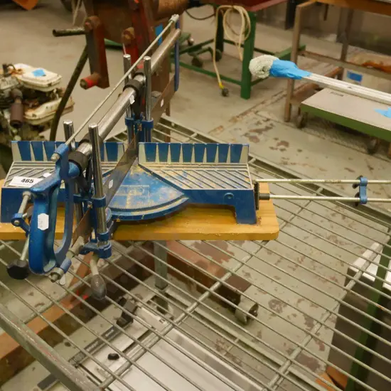 mitre stand and saw