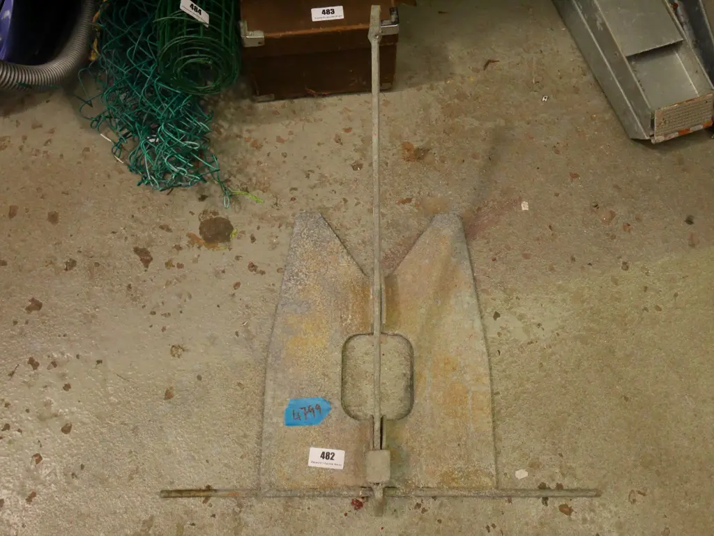 large anchor Image 1++