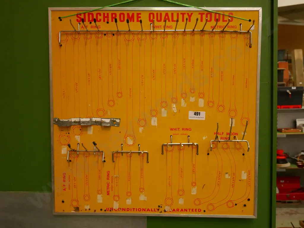 Sidchrome wall mounted ring spanner holder Image 1++