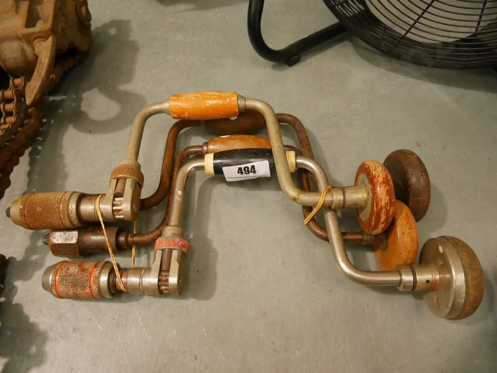 4 vintage braces Image 1++