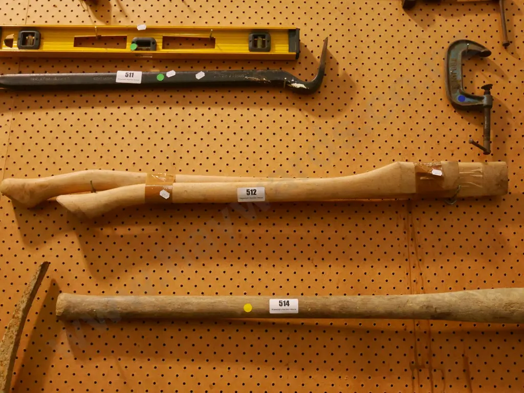2x axe handles Image 1++