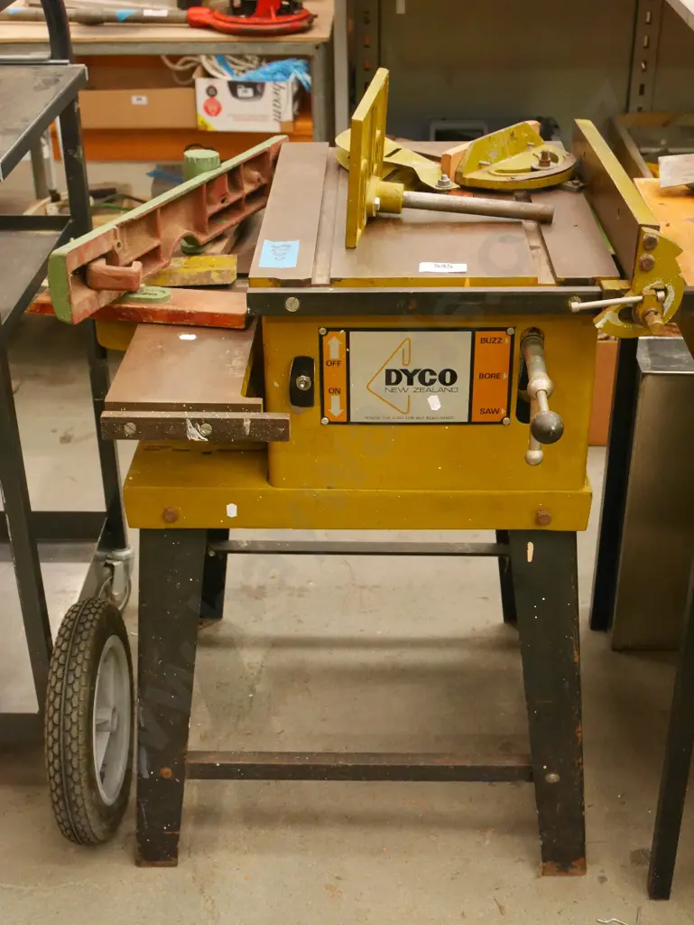 Dyco combination table saw and buzzer Image 1++
