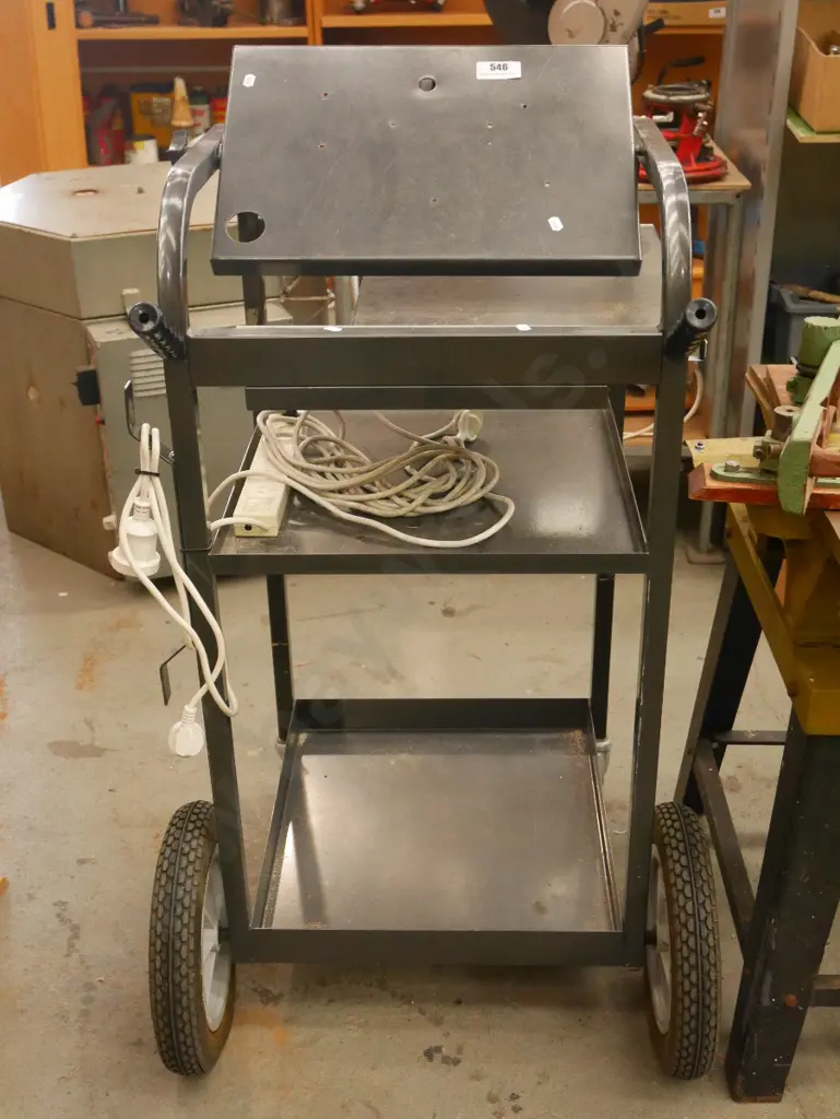 overhead projector stand on casters Image 1++