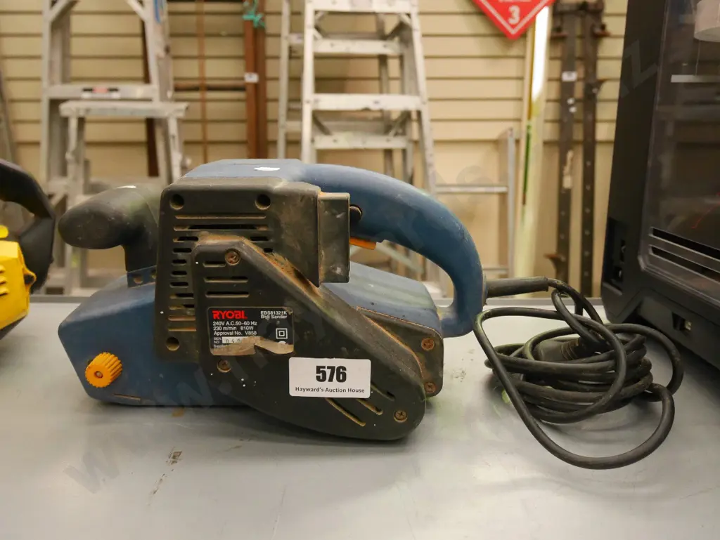 Ryobi belt sander Image 1++