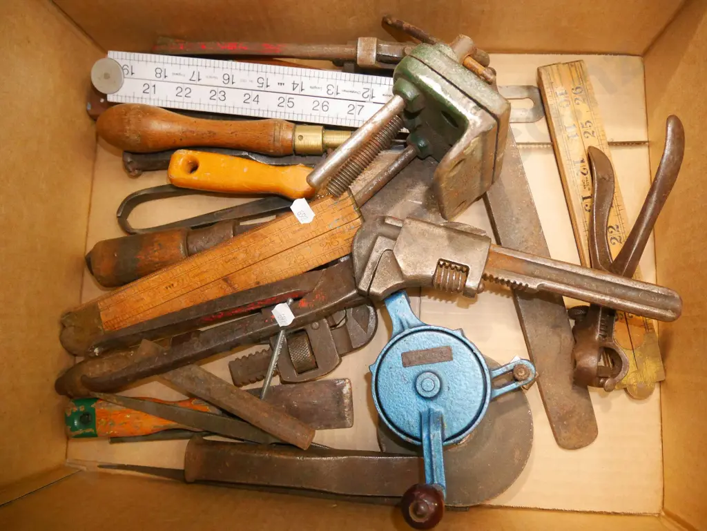 box of vintage tools; small vice, stilsons etc Image 1++