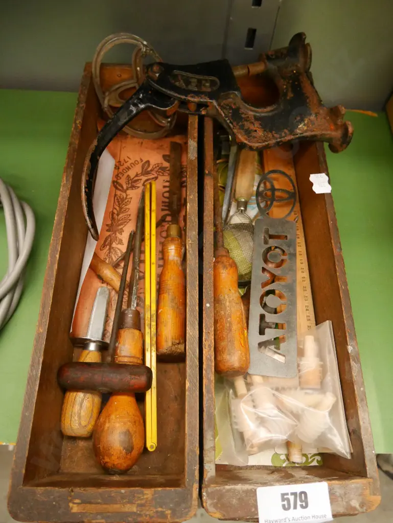 2 wooden sewing machine drawers and contents; screwdrivers, dome punch, chisel etc Image 1++
