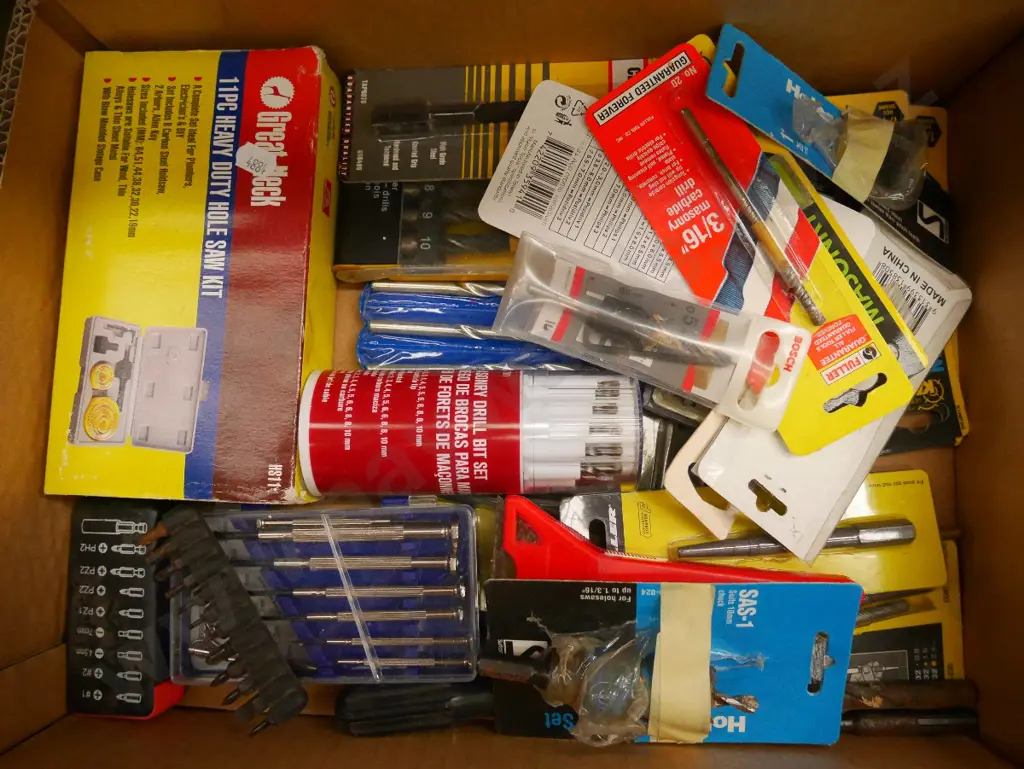 box; screwdrivers, drill bits, hole saw etc Image 1++