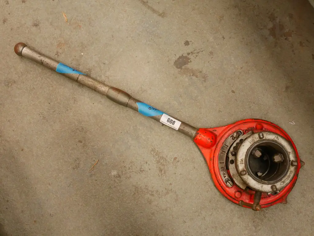 large pipe cutter Image 1++