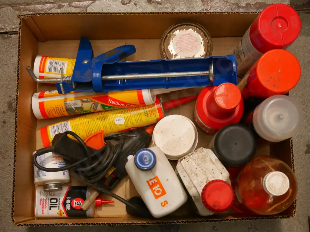 box; engine oils, glues, caulking gun etc Image 1++