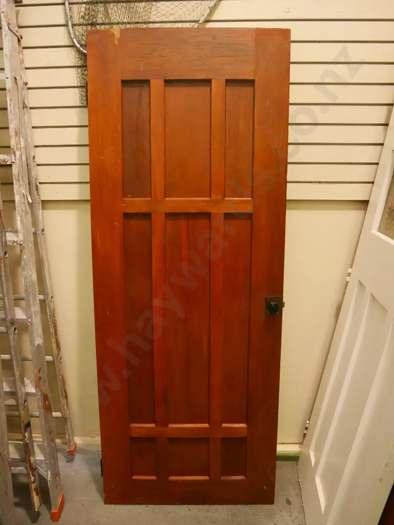 rimu 9 panel door with hardware H-1970 W-760 Image 1++