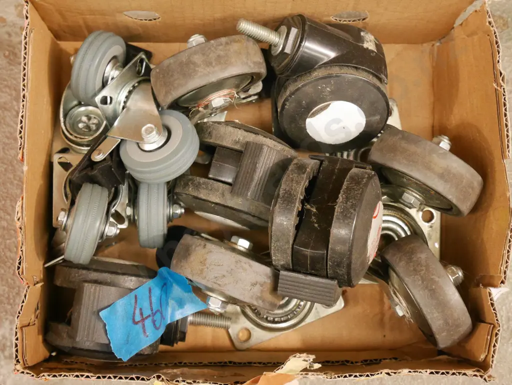 box of casters Image 1++