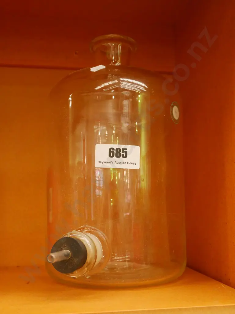 lab glass jar Image 1++