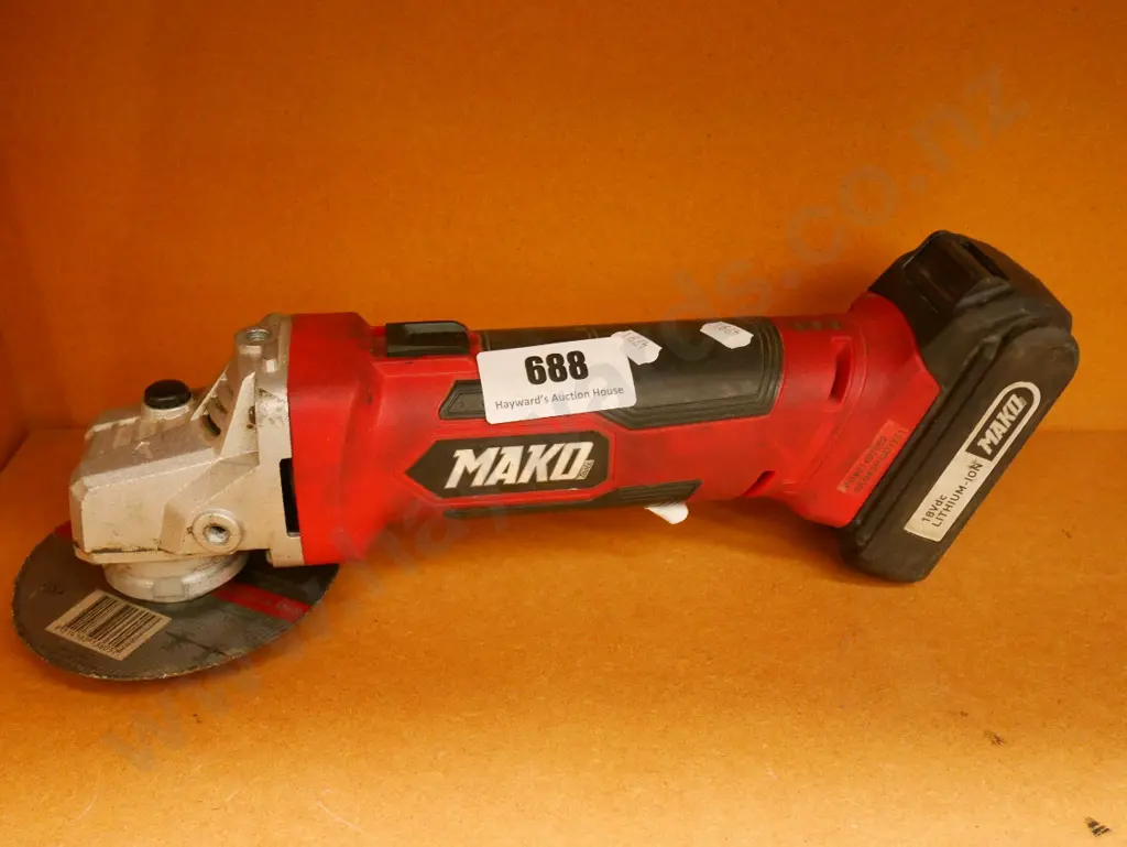 Mako angle grinder - no battery charger Image 1++