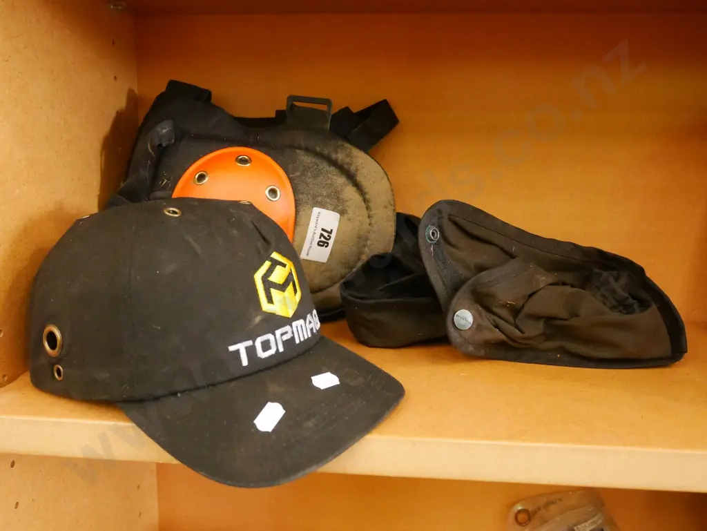 gators, knee pads, Top Maq hard hat cap Image 1++